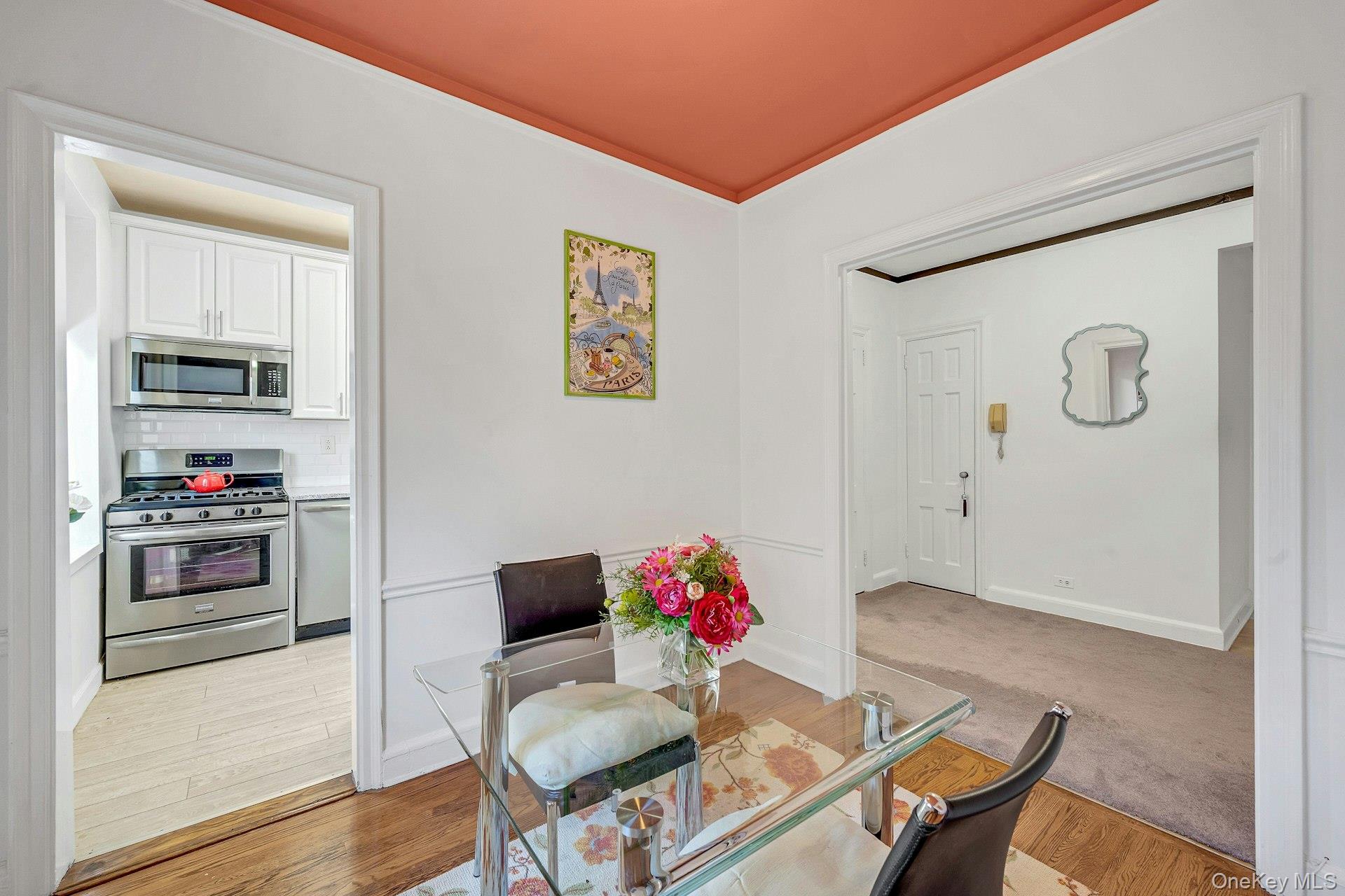 #11 photo, 3 Midland Gardens, ブロンクス区 Bronxville , NY 10708