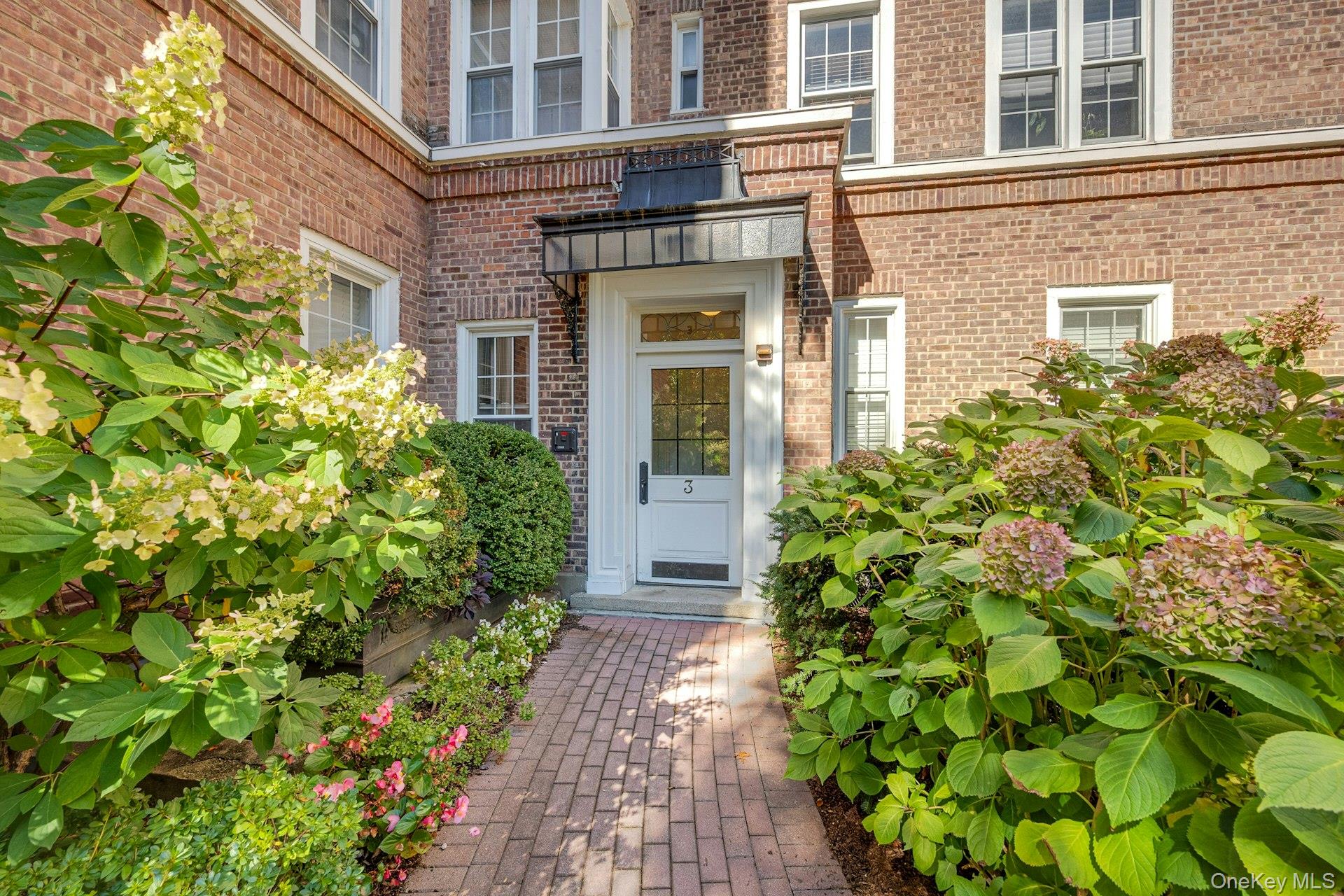 #3 photo, 3 Midland Gardens, ブロンクス区 Bronxville , NY 10708