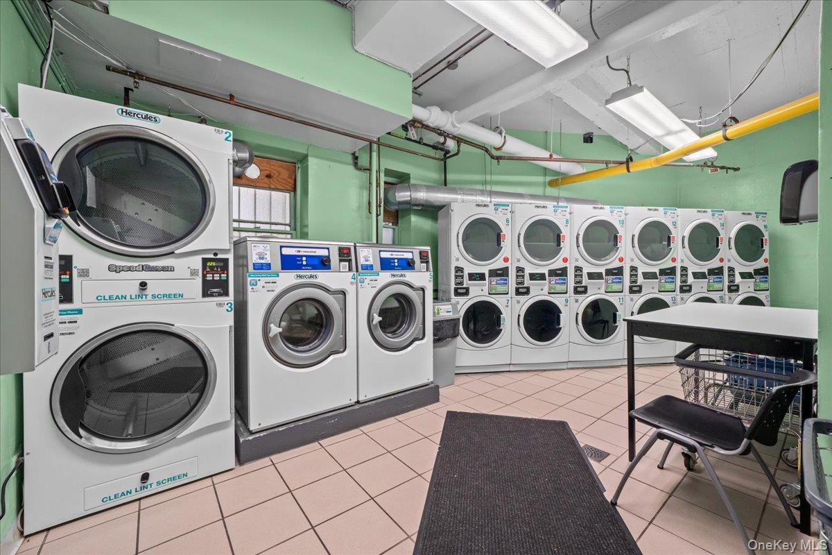 #17 photo, 3200 Netherland Avenue, ブロンクス区 Bronx , NY 10463