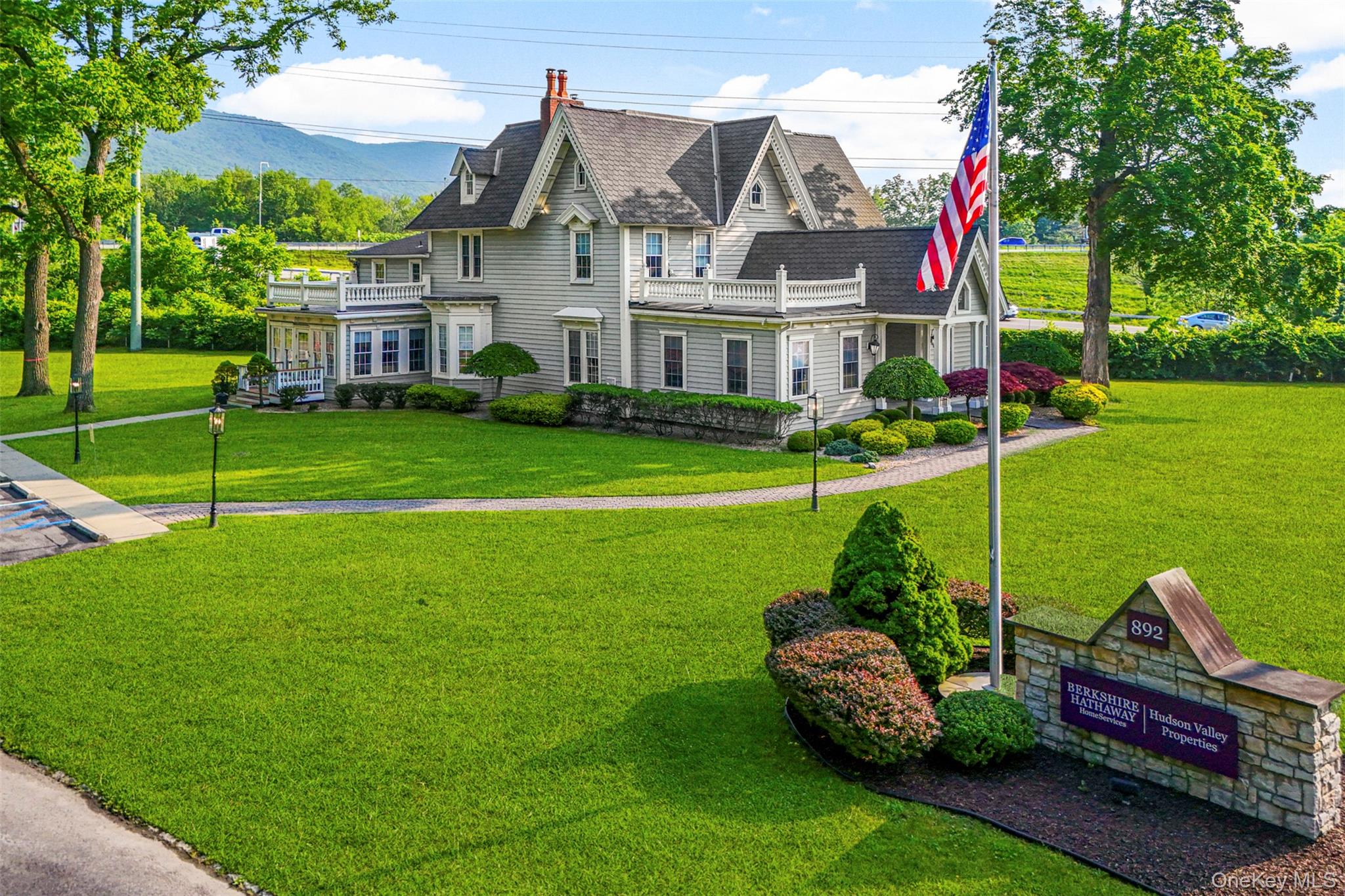 #7 photo, 892 Main Street, Fishkill , NY 12524