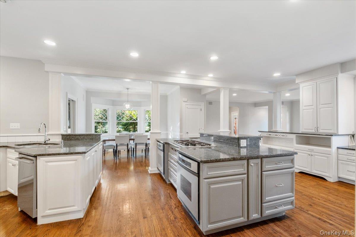 #20 photo, 915 Skibo Lane, Mamaroneck , NY 10543