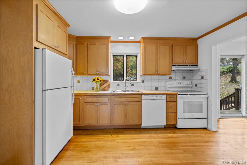 #5 photo, 27 Sunset Drive, North Salem , NY 10560