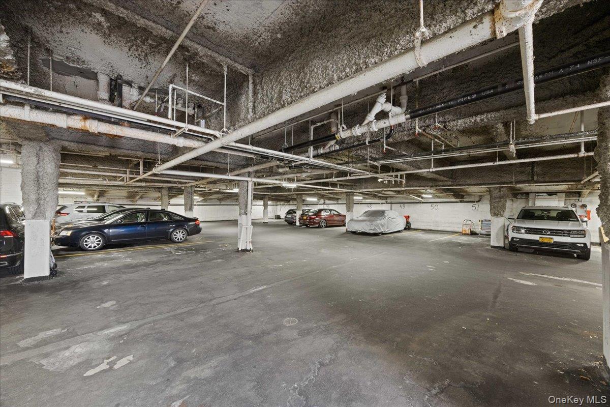 #8 photo, 16 Lake Street, White Plains , NY 10603