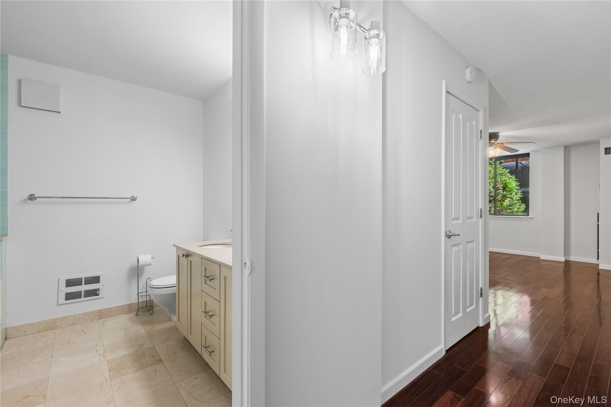 #16 photo, 302 Church Street, White Plains , NY 10603