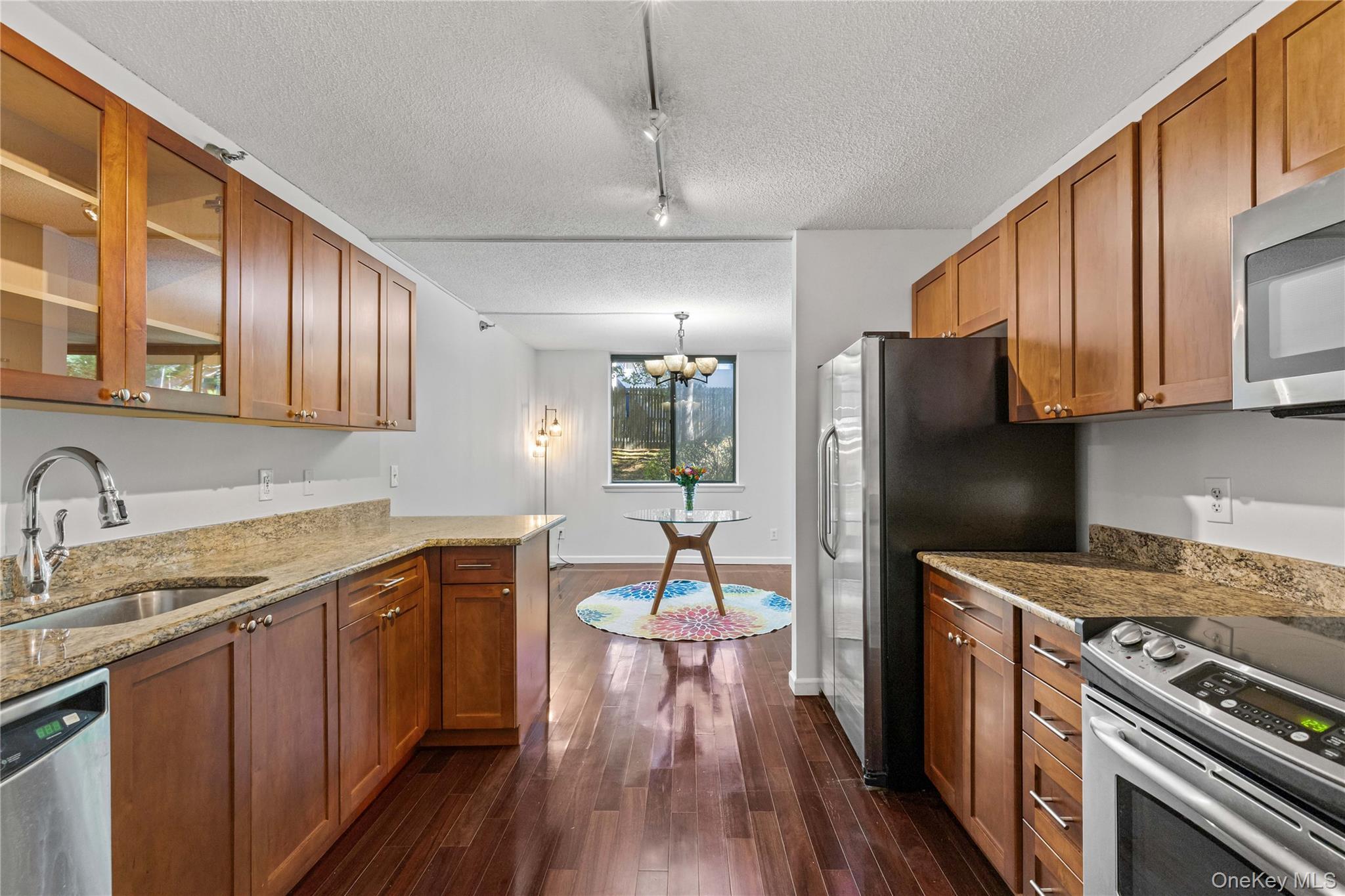 #2 photo, 302 Church Street, White Plains , NY 10603