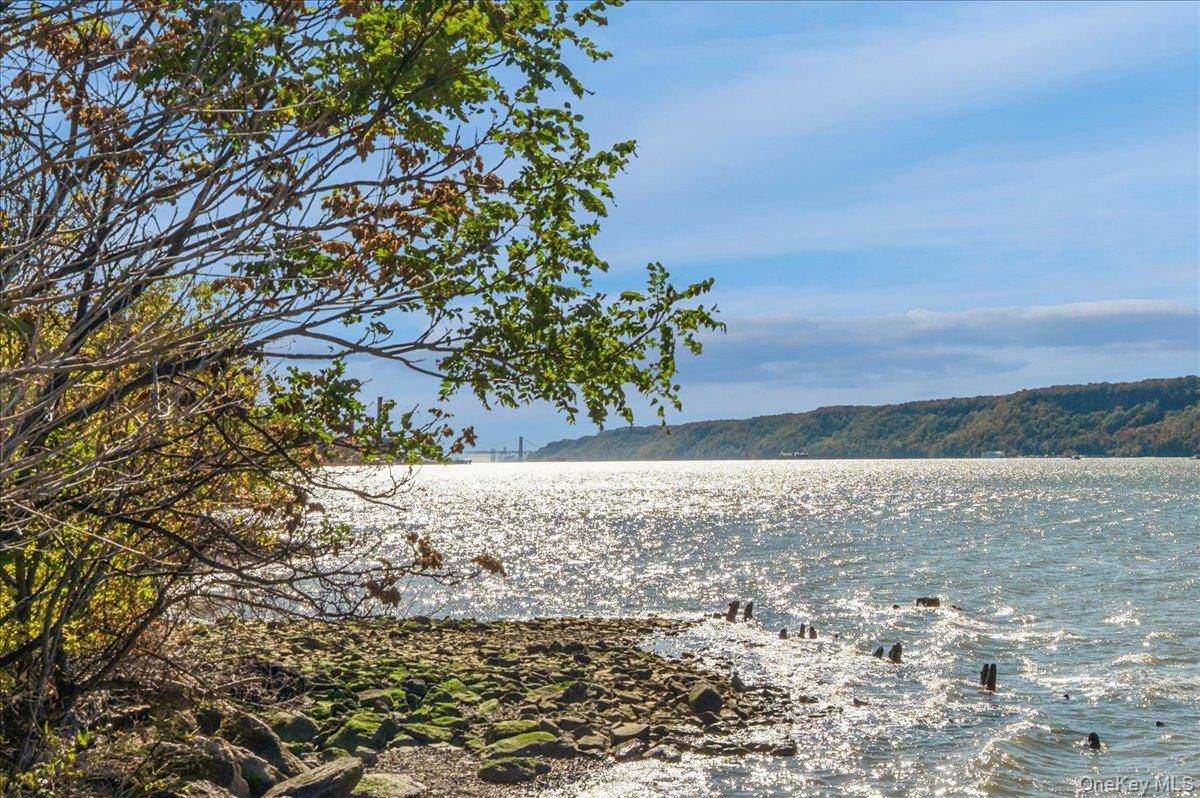 #1 photo, 1020 Warburton Avenue, Yonkers , NY 10701