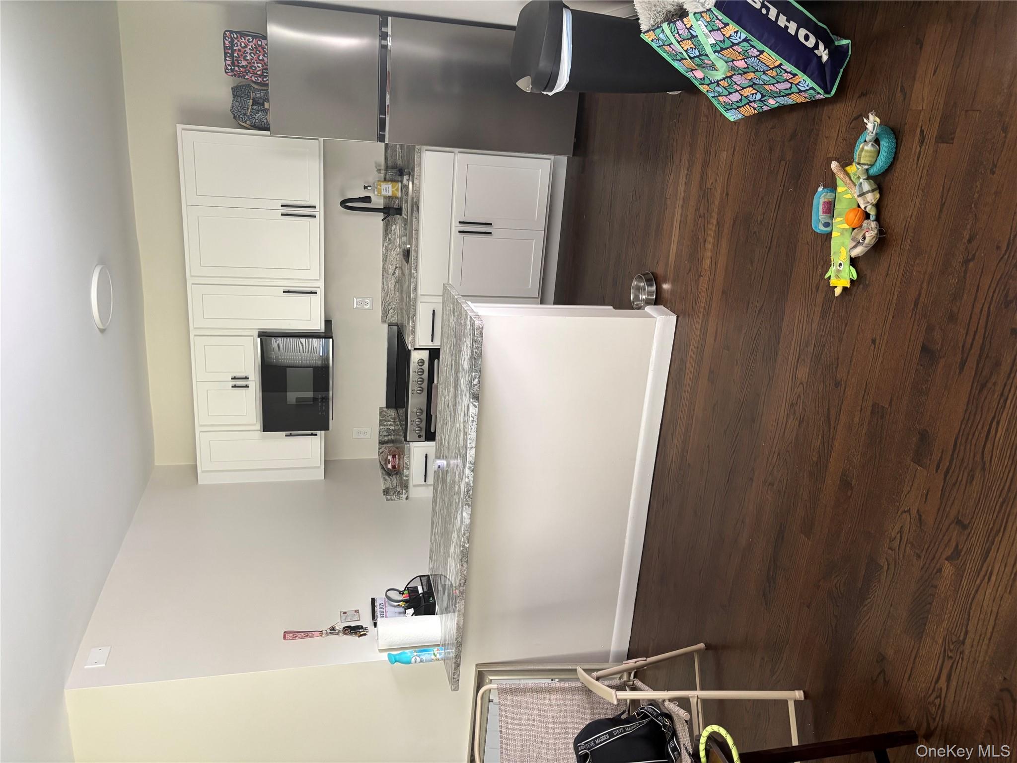 #4 photo, 98 E Market Street, Hyde Park , NY 12538