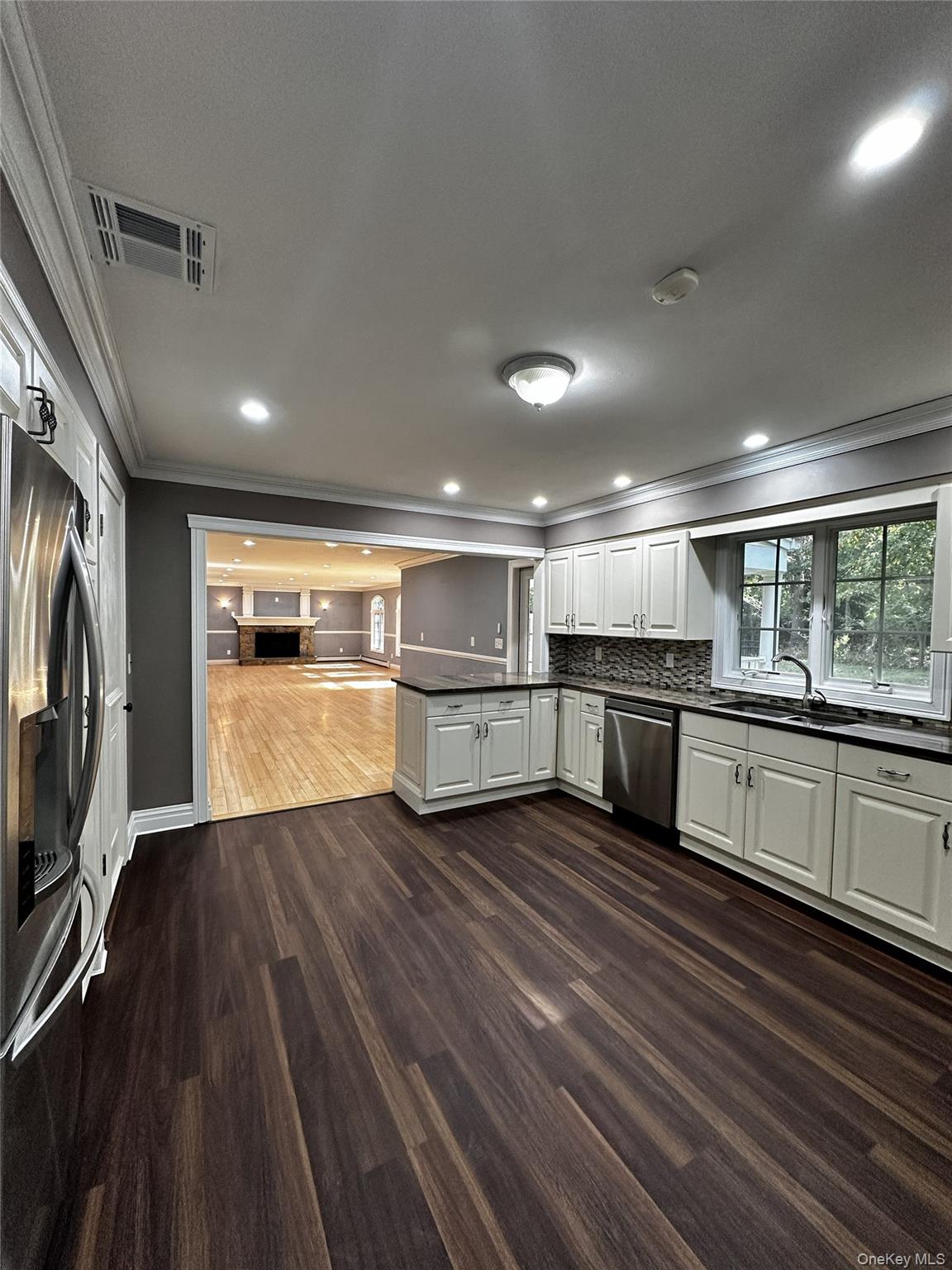 #19 photo, 20 Seaside Drive, サフォーク郡 Belle Terre , NY 11777