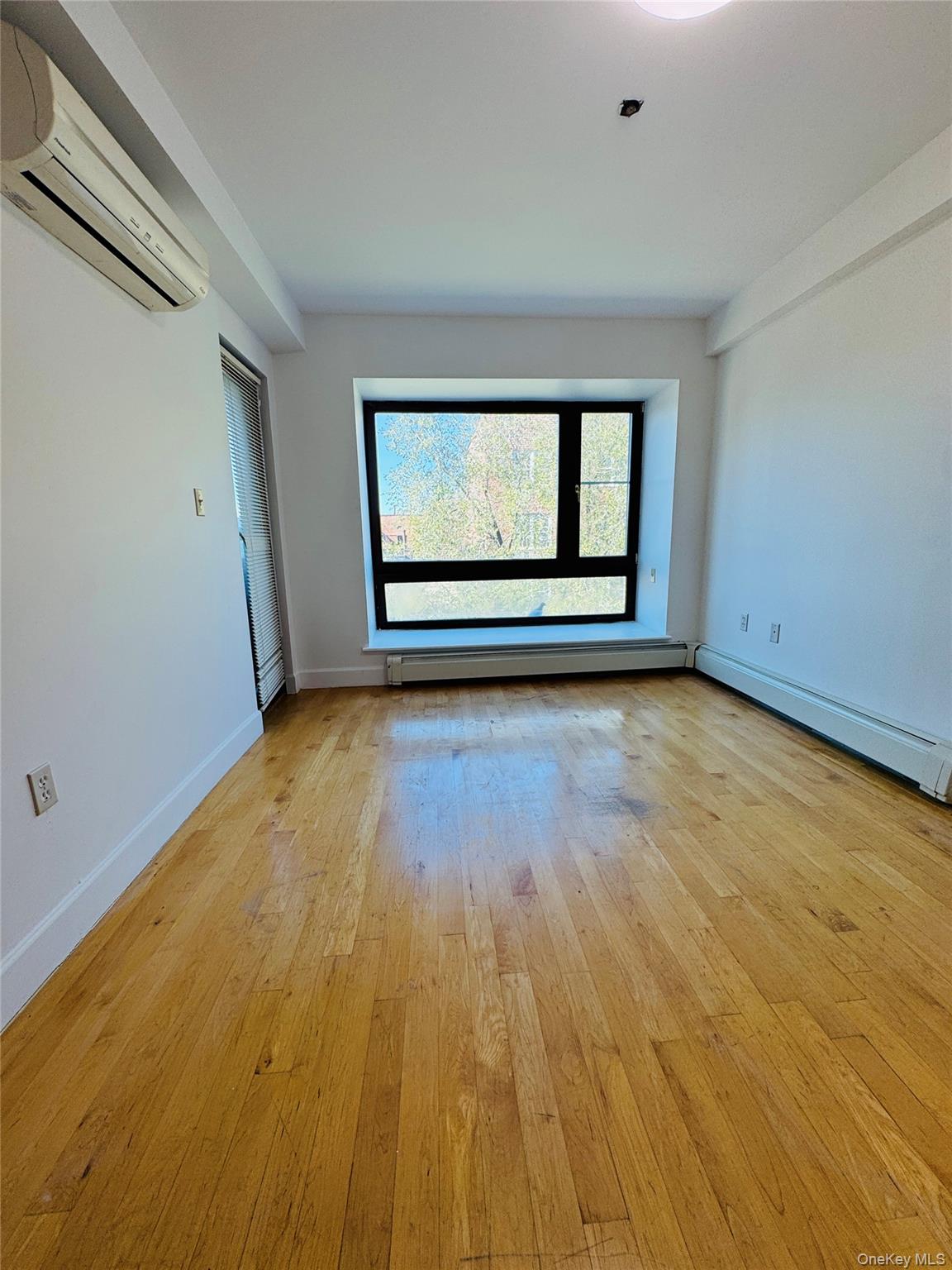 #11 photo, 140-22 Beech Avenue, Flushing , NY 11355