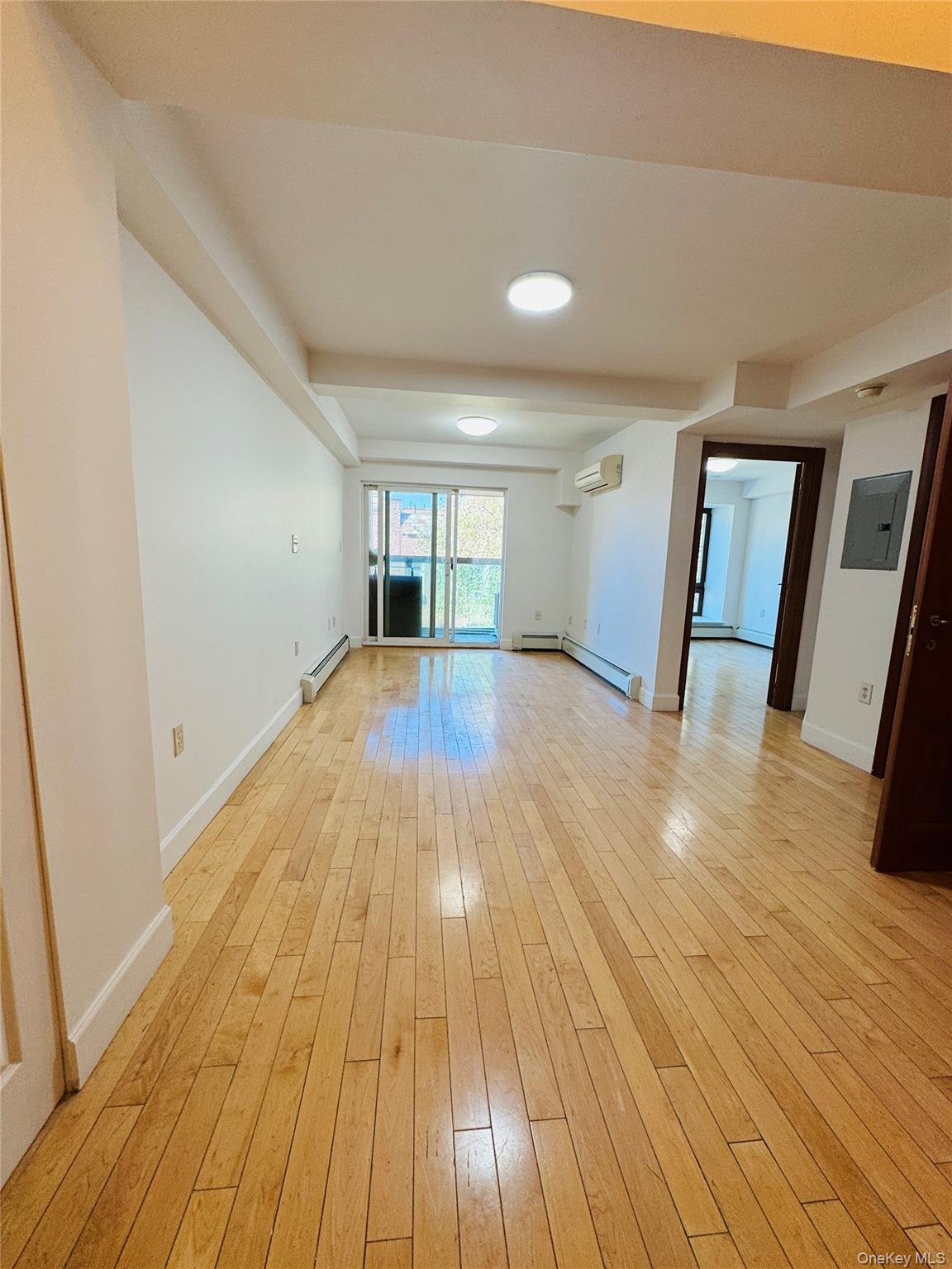 #7 photo, 140-22 Beech Avenue, Flushing , NY 11355