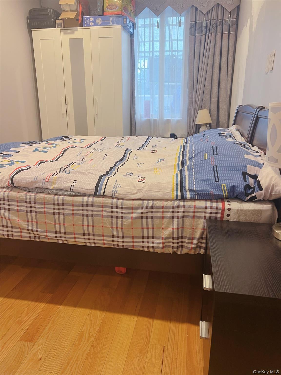 #8 photo, 135-10 35th Avenue, Flushing , NY 11354