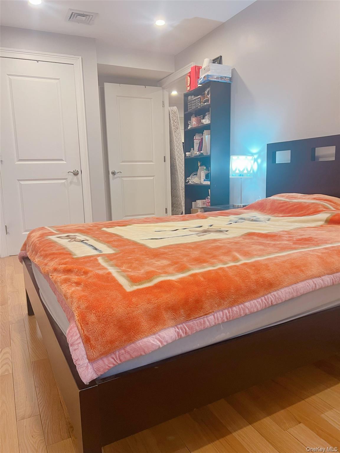 #9 photo, 135-10 35th Avenue, Flushing , NY 11354