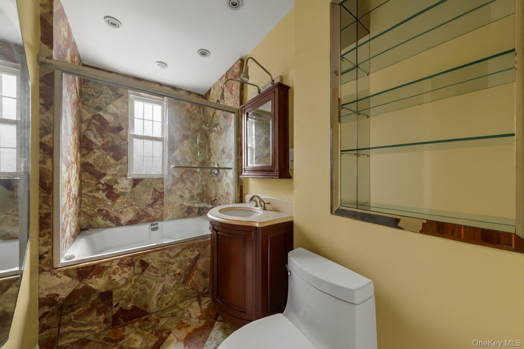 #12 photo, 34 Crosby Avenue, ブルックリン区 Brooklyn , NY 11207