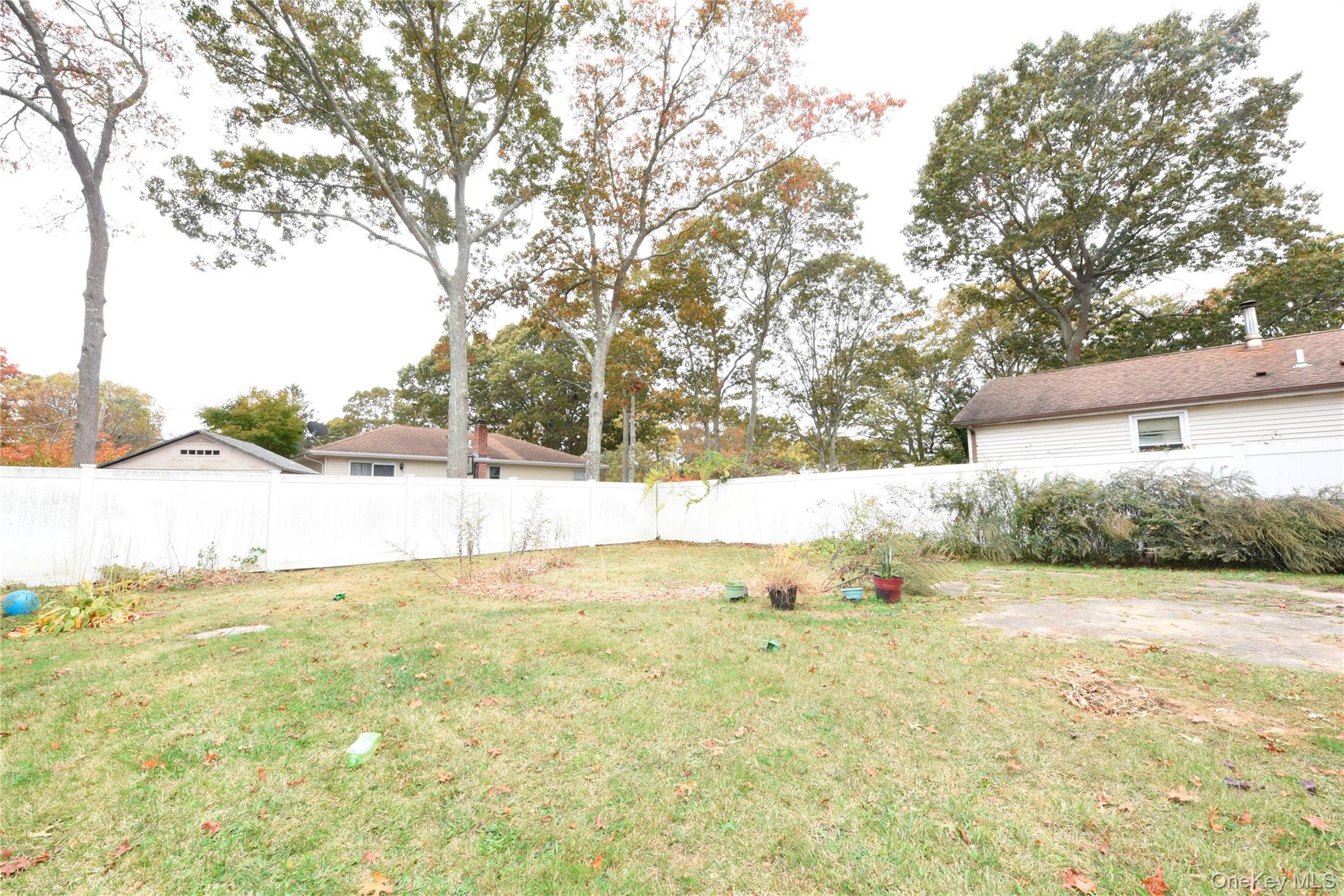 #17 photo, 18 Pennwood Drive, サフォーク郡 Mastic Beach , NY 11951