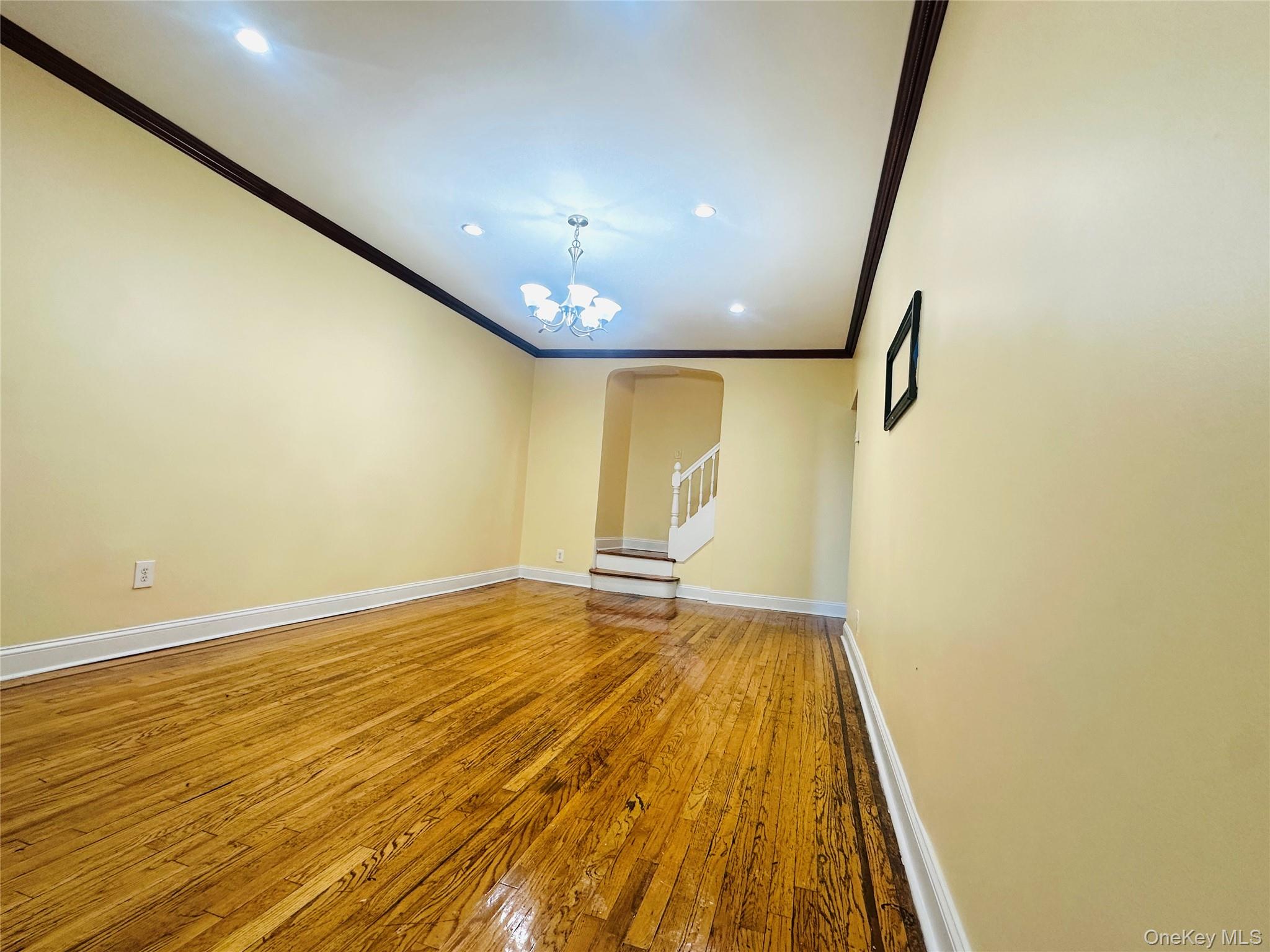 #11 photo, 14570 159th Street, クイーンズ区 Jamaica , NY 11434