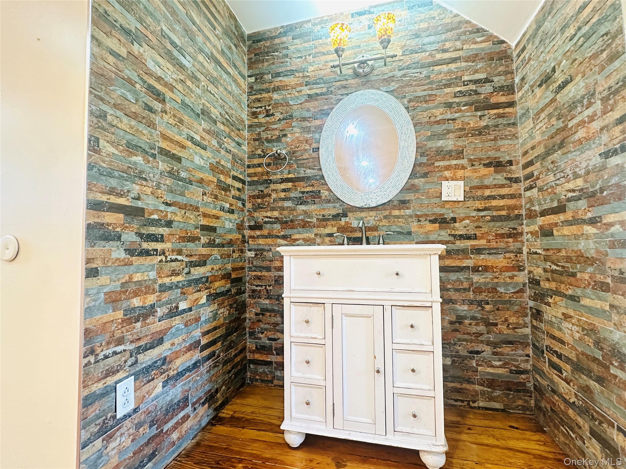 #17 photo, 14570 159th Street, クイーンズ区 Jamaica , NY 11434