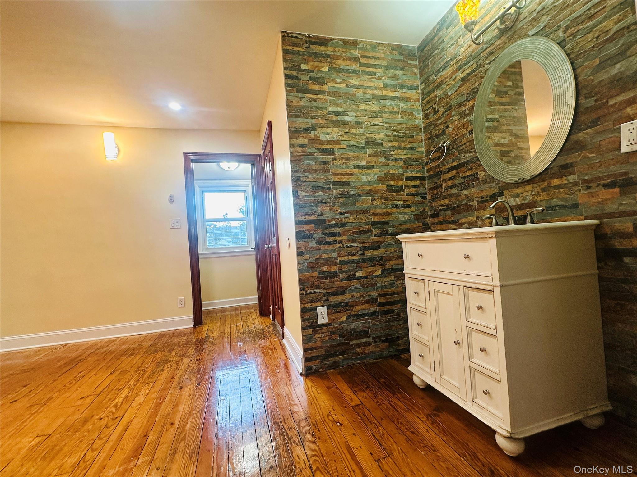 #19 photo, 14570 159th Street, クイーンズ区 Jamaica , NY 11434