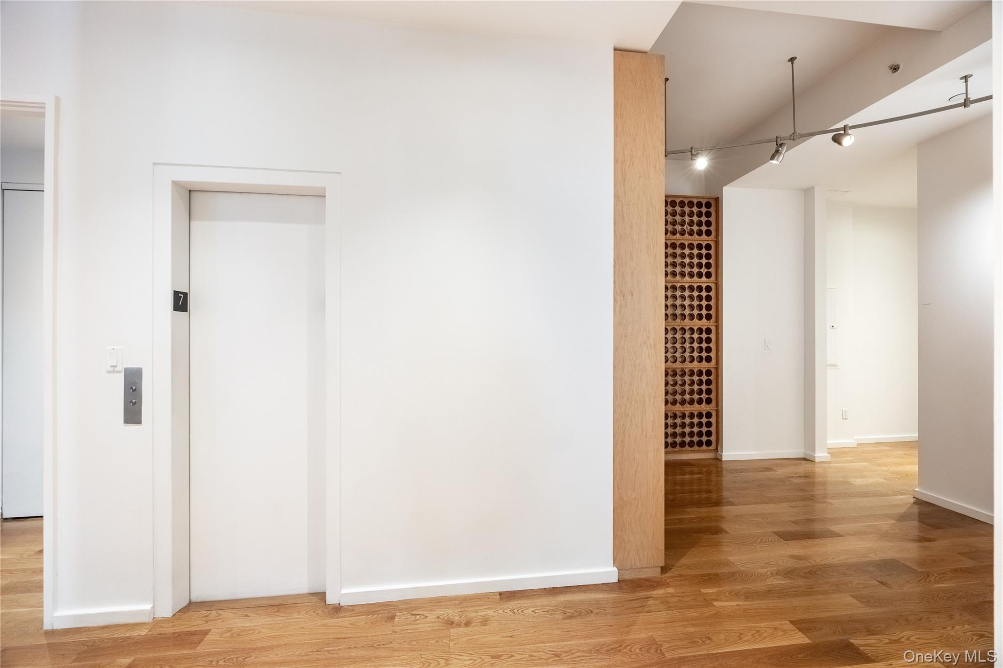 #16 photo, 76 Madison Avenue, マンハッタン New York (Manhattan) , NY 10016