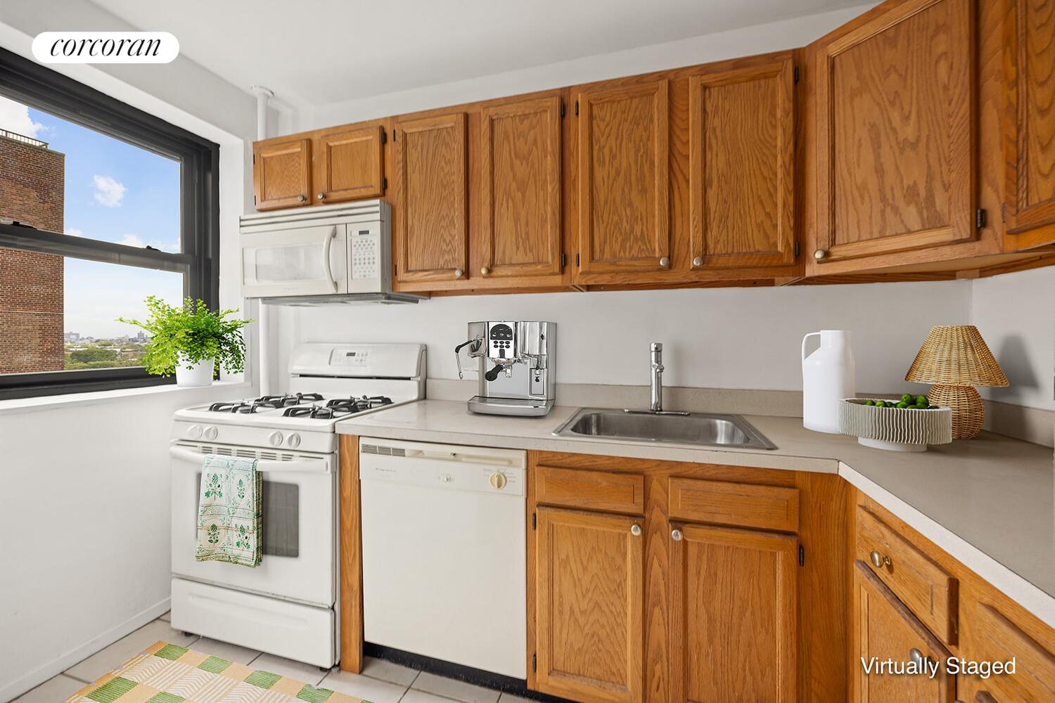 #5 photo, 361 CLINTON Avenue, ブルックリン区 Clinton Hill , NY 11238