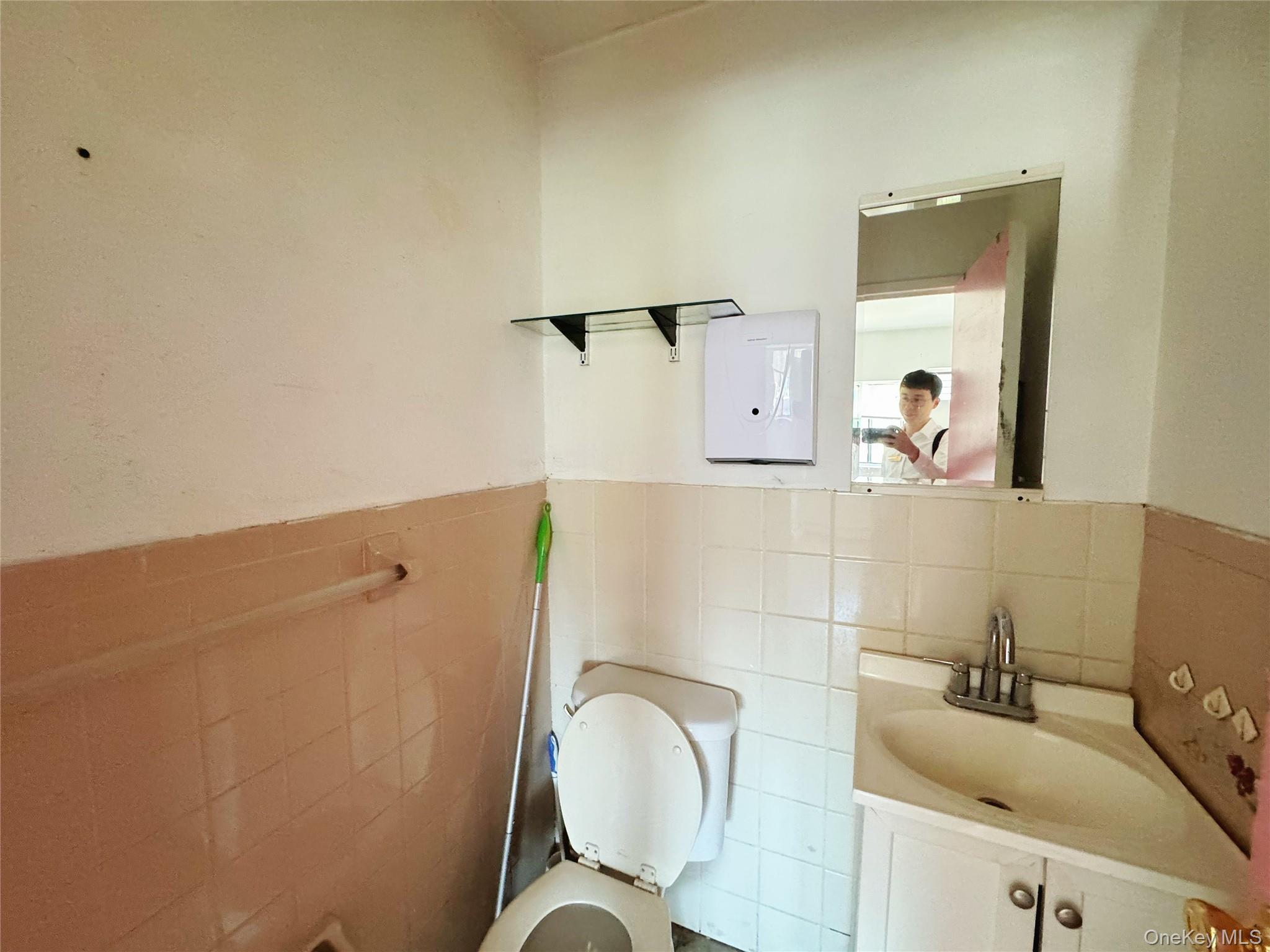 #4 photo, 36-24 Union, クイーンズ区 Flushing , NY 11354