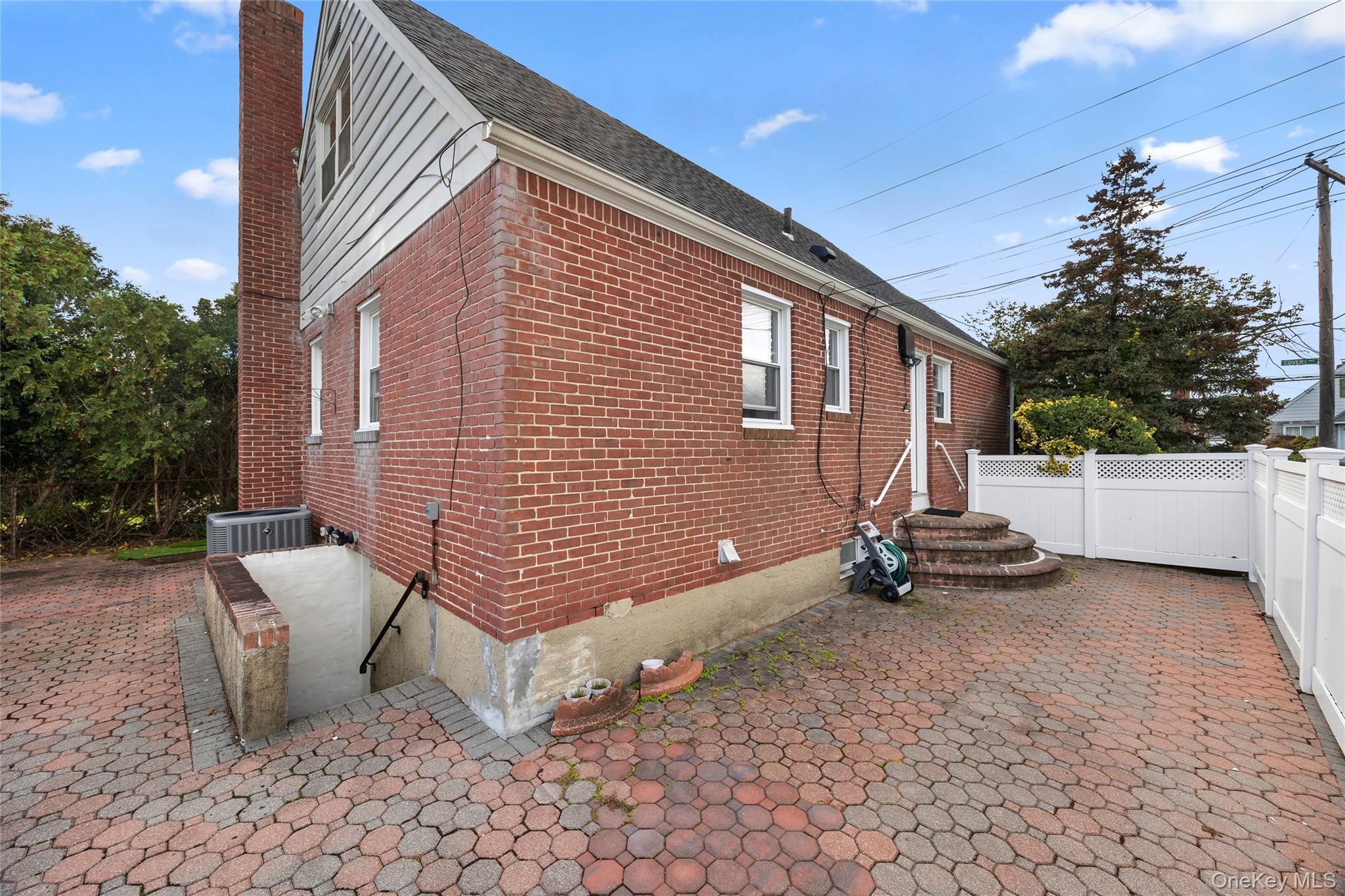 #5 photo, 700 Covert Avenue, ナッソー郡 New Hyde Park , NY 11040