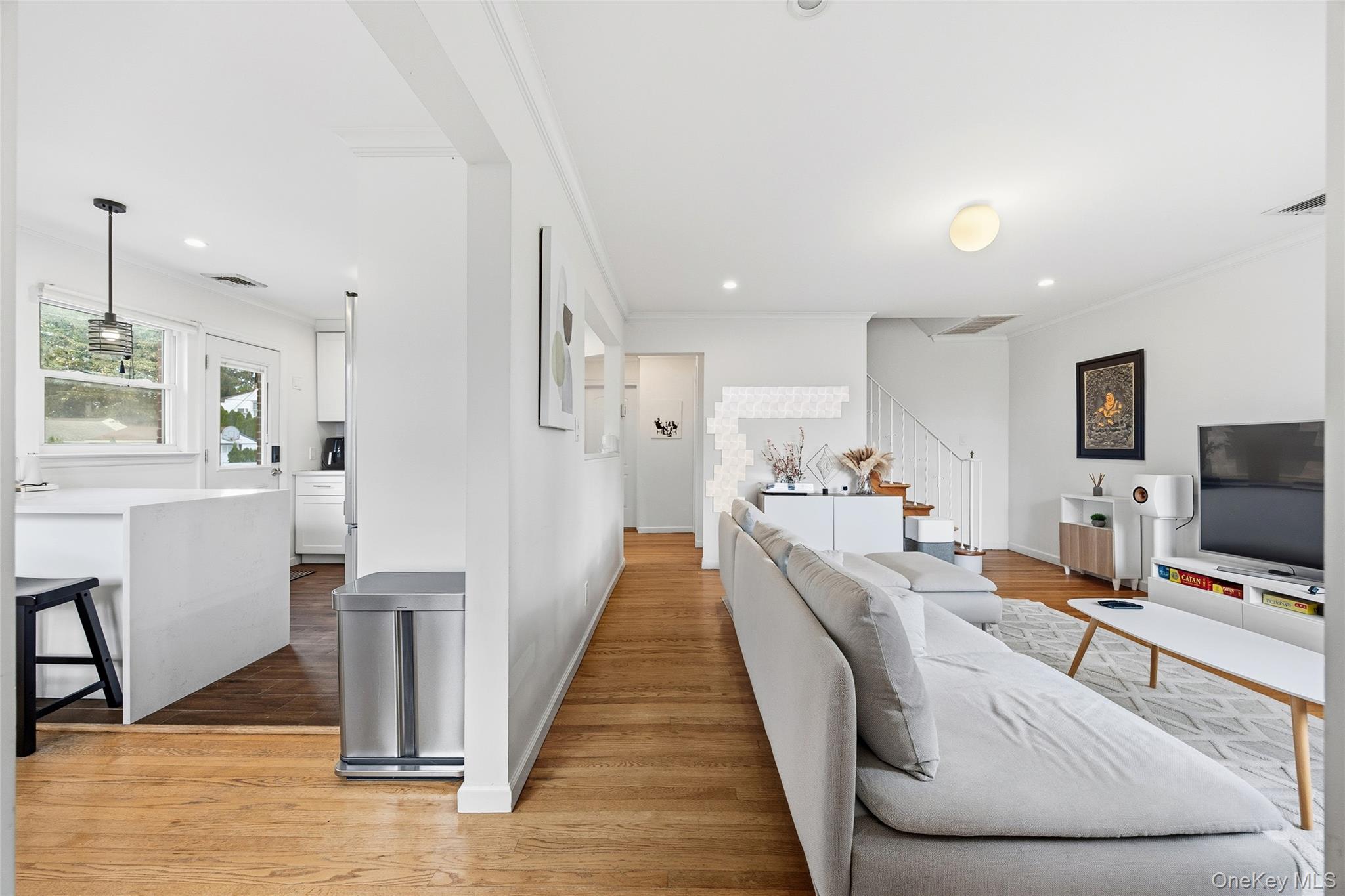 #6 photo, 700 Covert Avenue, ナッソー郡 New Hyde Park , NY 11040