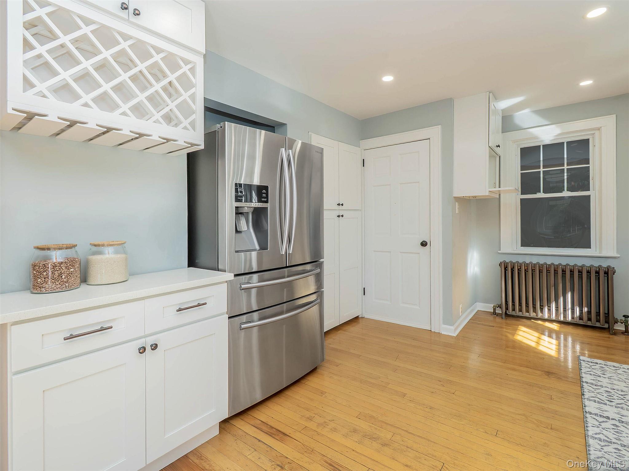 #10 photo, 16 Avenue A, ナッソー郡 Port Washington , NY 11050