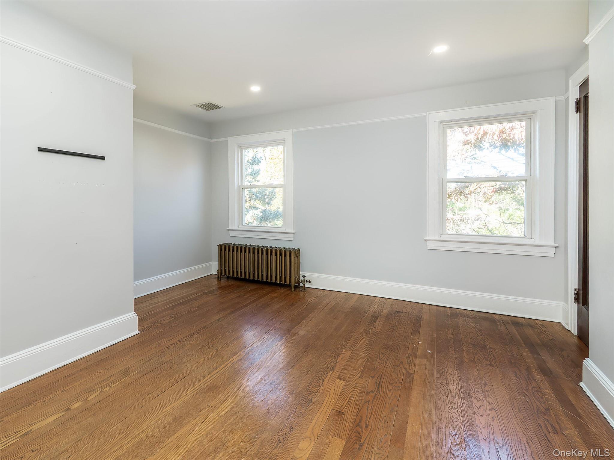 #16 photo, 16 Avenue A, ナッソー郡 Port Washington , NY 11050