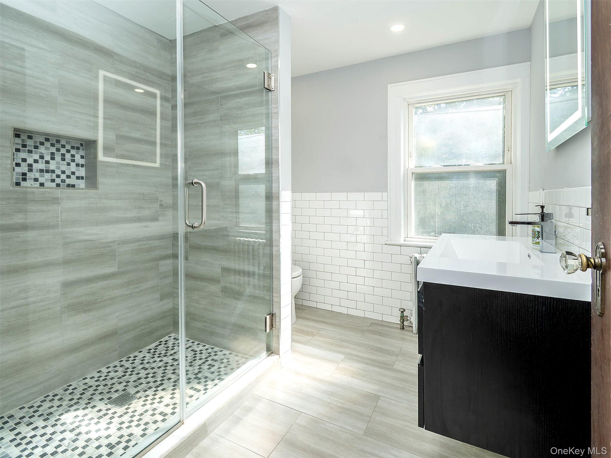 #18 photo, 16 Avenue A, ナッソー郡 Port Washington , NY 11050