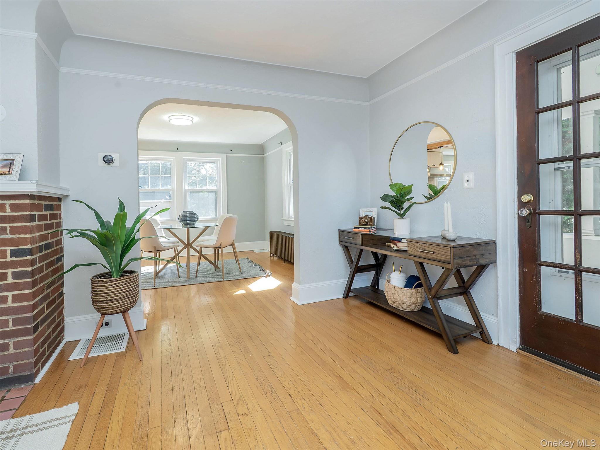 #6 photo, 16 Avenue A, ナッソー郡 Port Washington , NY 11050