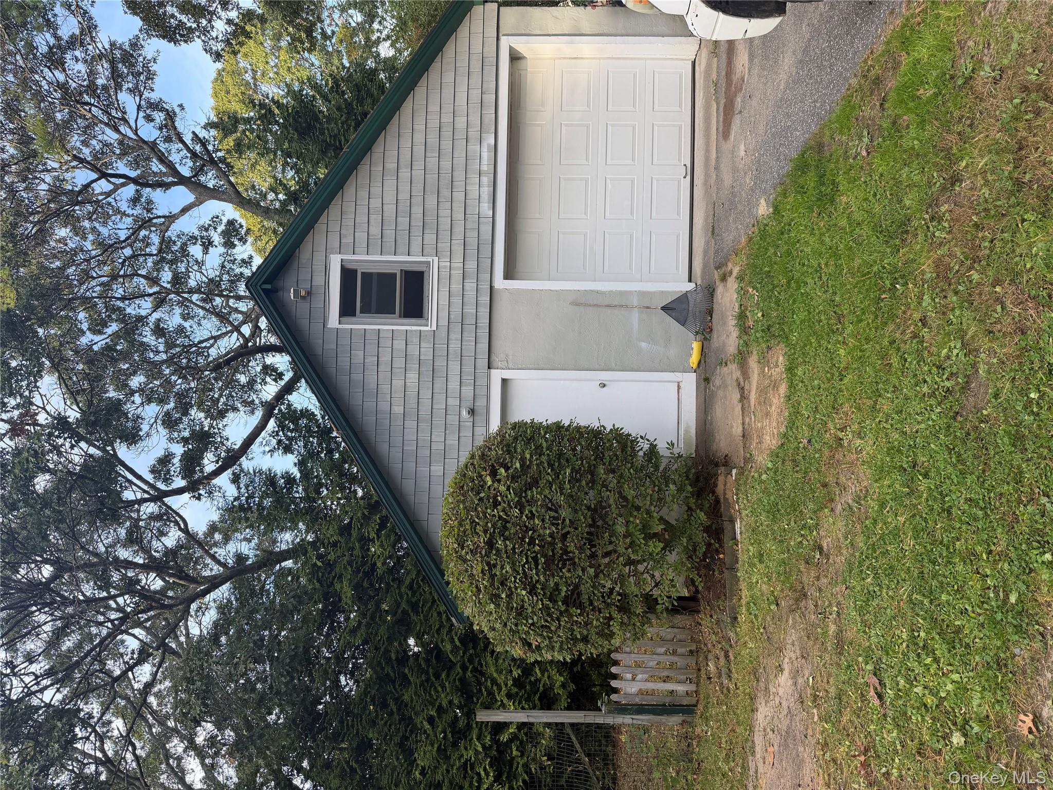 #3 photo, 24 Duryea Avenue, Montauk , NY 11954