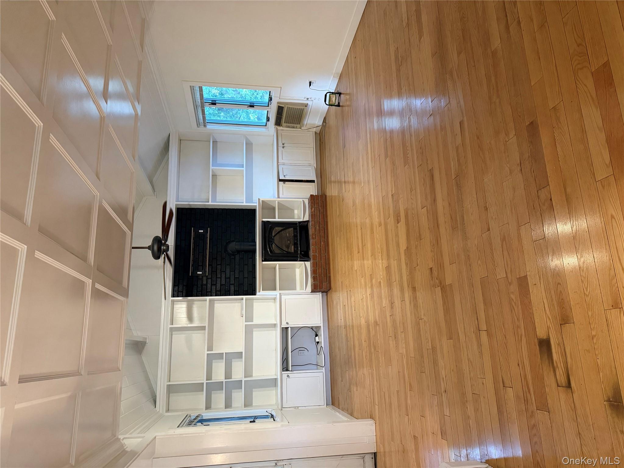 #6 photo, 24 Duryea Avenue, Montauk , NY 11954