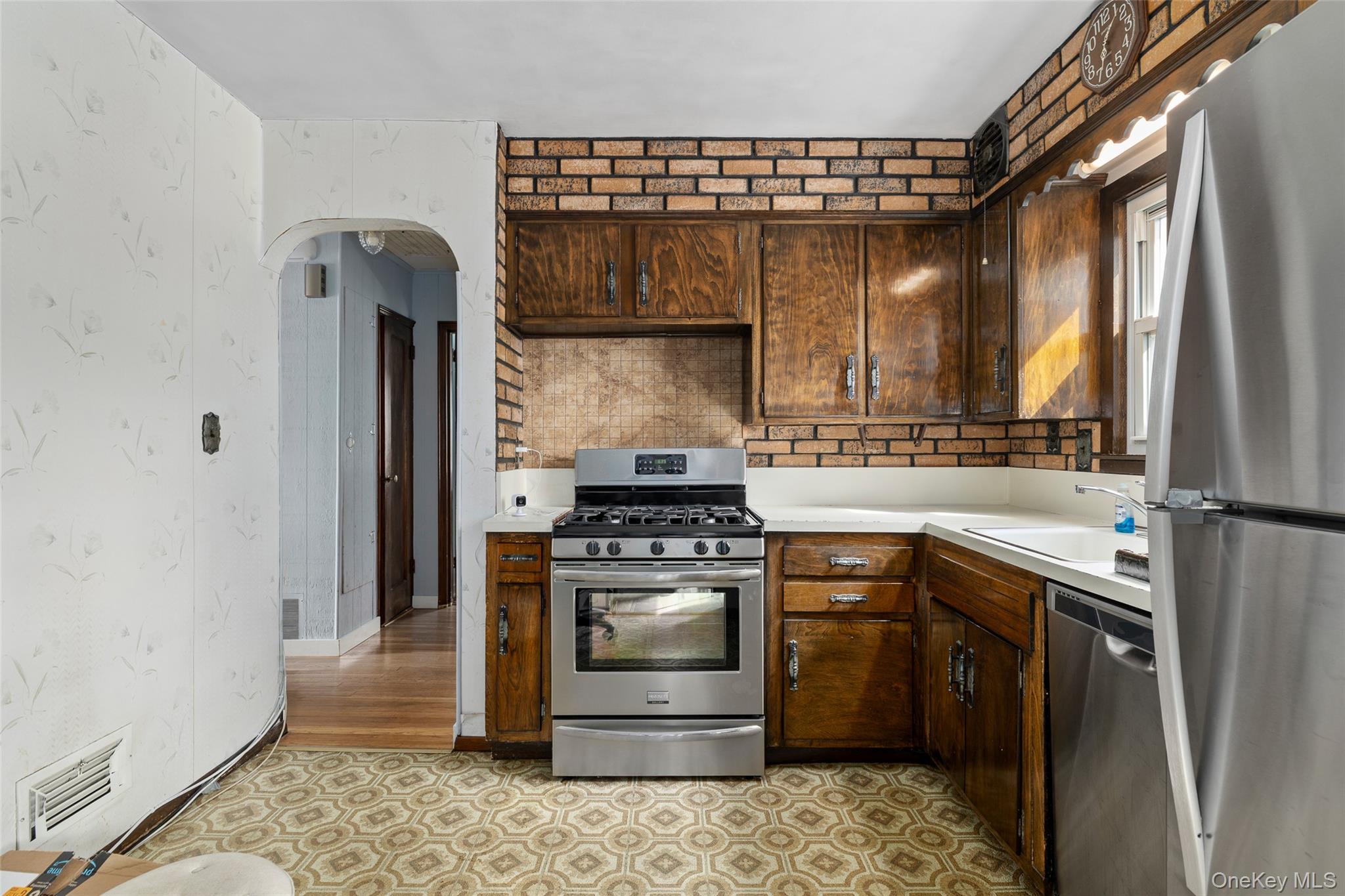 #14 photo, 2975 Oceanside Road, ナッソー郡 Oceanside , NY 11572