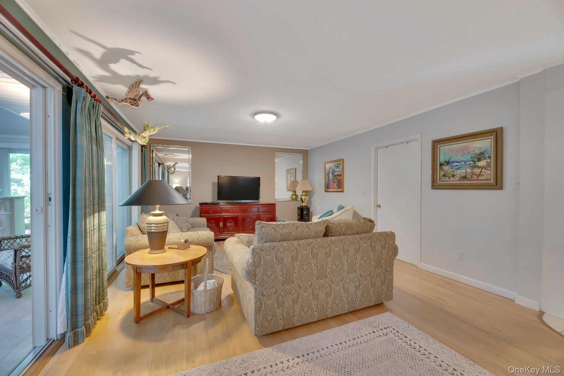 #6 photo, 1075 Inlet Lane, サフォーク郡 Greenport , NY 11944