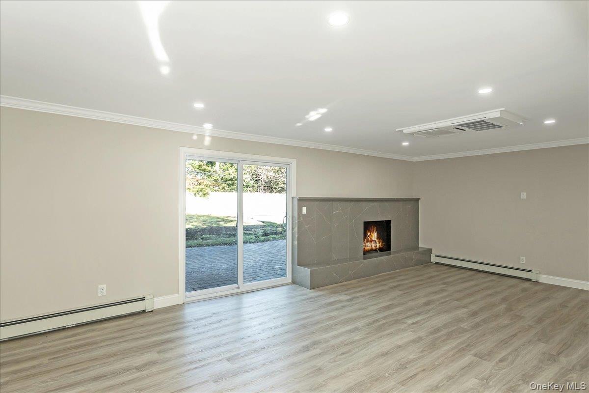 #14 photo, 75 Wesleyan Road, Smithtown , NY 11787