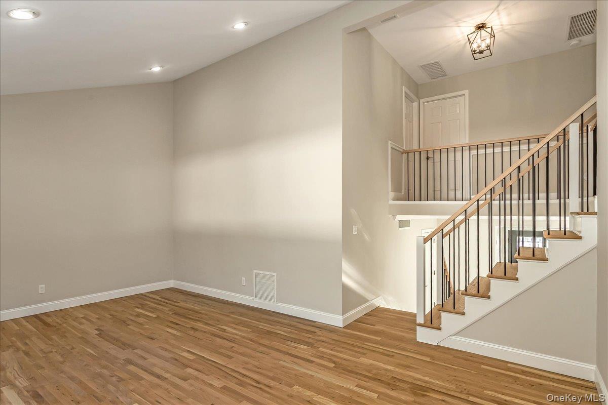 #18 photo, 75 Wesleyan Road, Smithtown , NY 11787