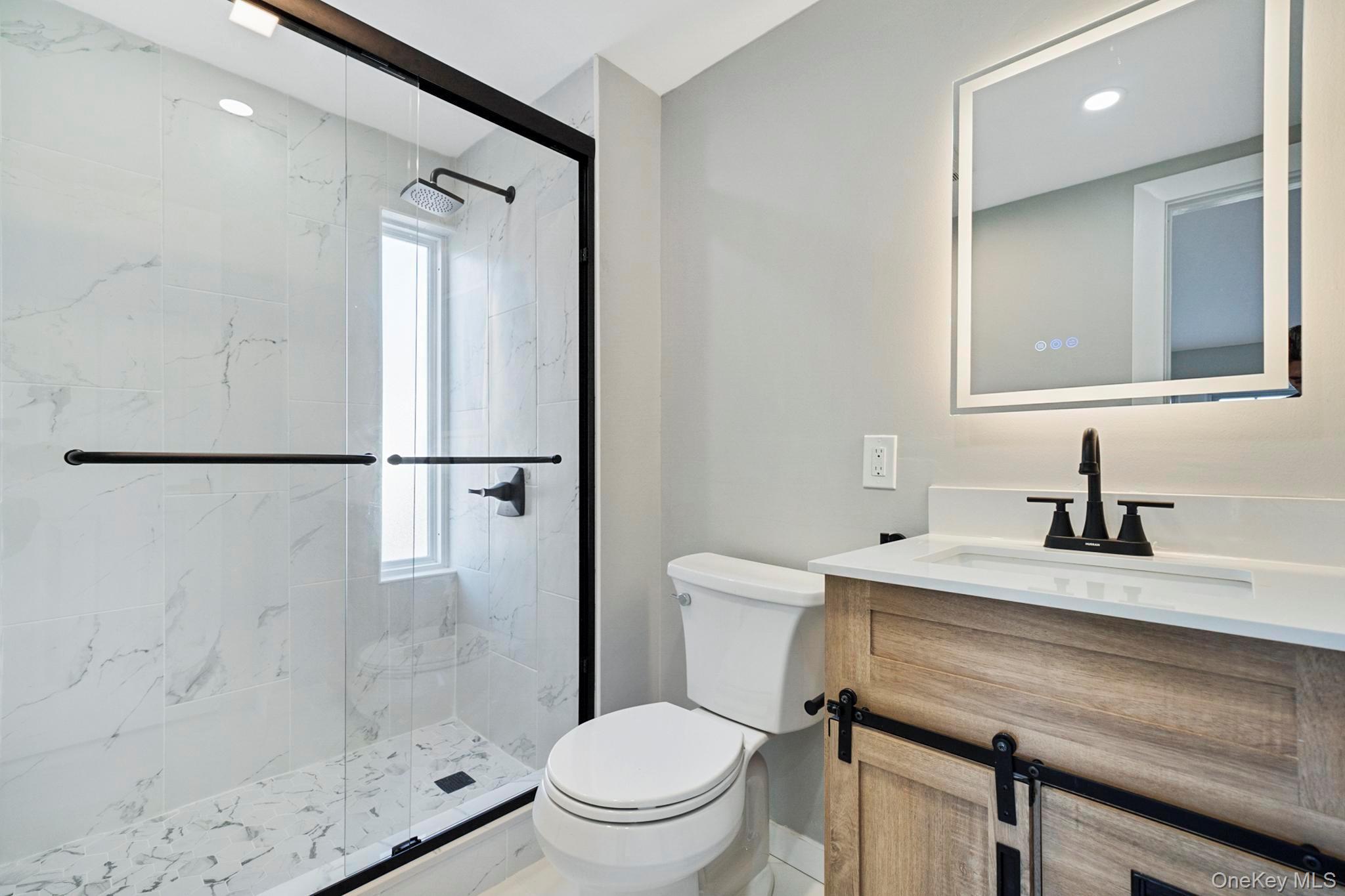 #6 photo, 36 New York Avenue, ナッソー郡 Freeport , NY 11520