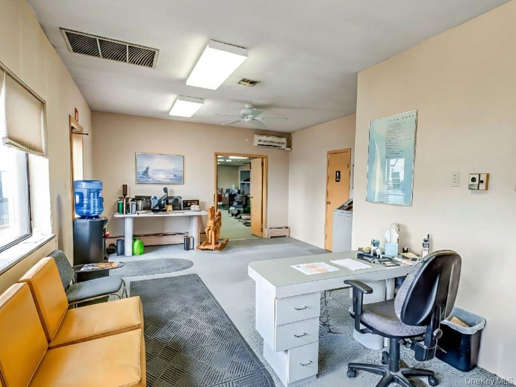 #10 photo, 1250 Wellwood Avenue, サフォーク郡 West Babylon , NY 11704