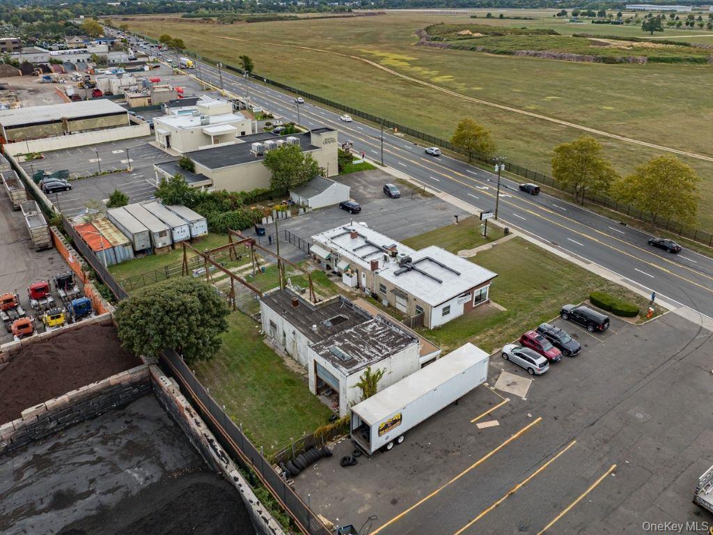 #5 photo, 1250 Wellwood Avenue, サフォーク郡 West Babylon , NY 11704