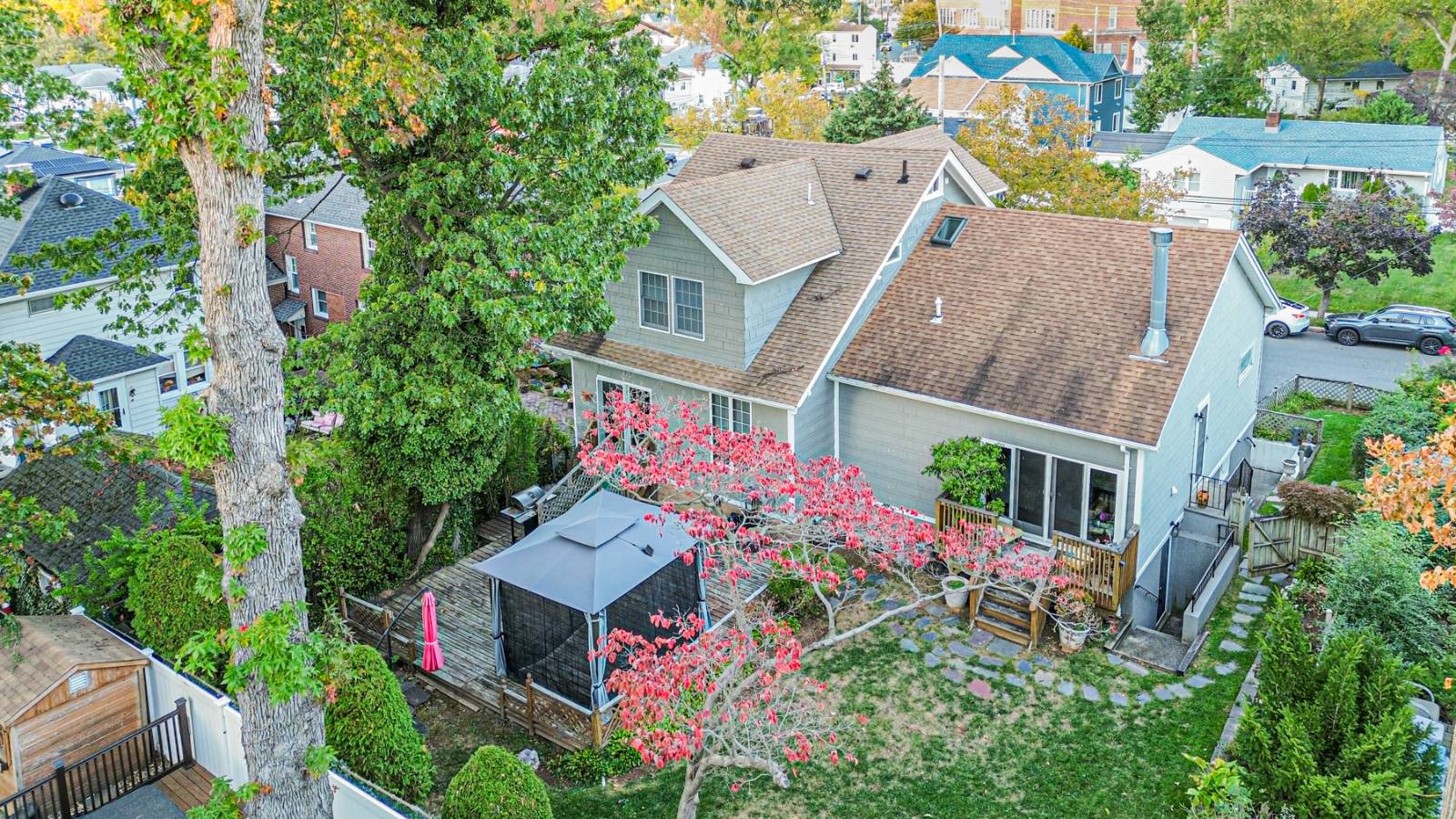 #2 photo, 114 Holly ave, Staten Island , NY 10308