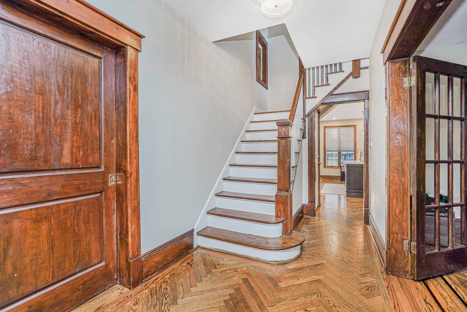 #3 photo, 114 Holly ave, Staten Island , NY 10308