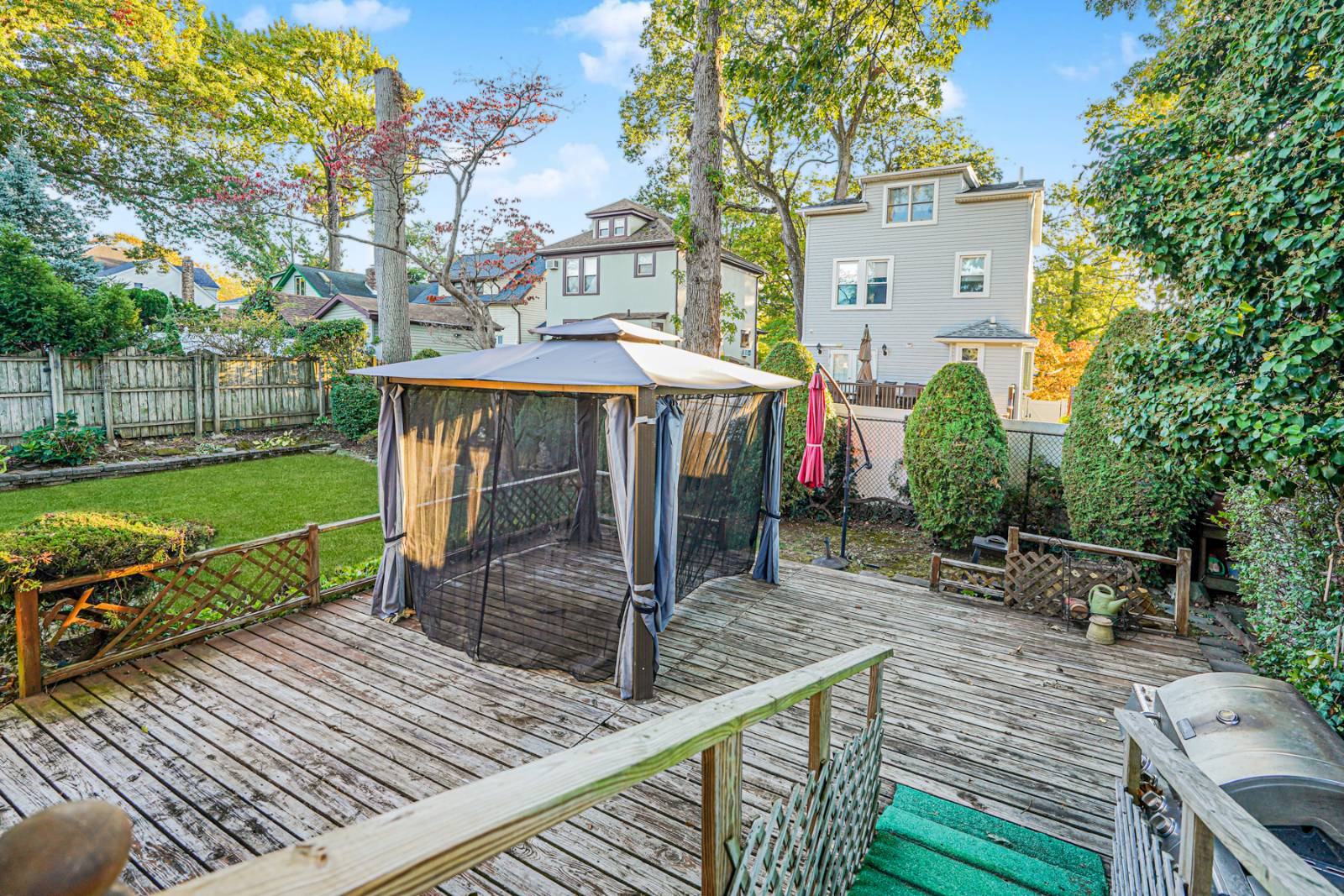 #38 photo, 114 Holly ave, Staten Island , NY 10308