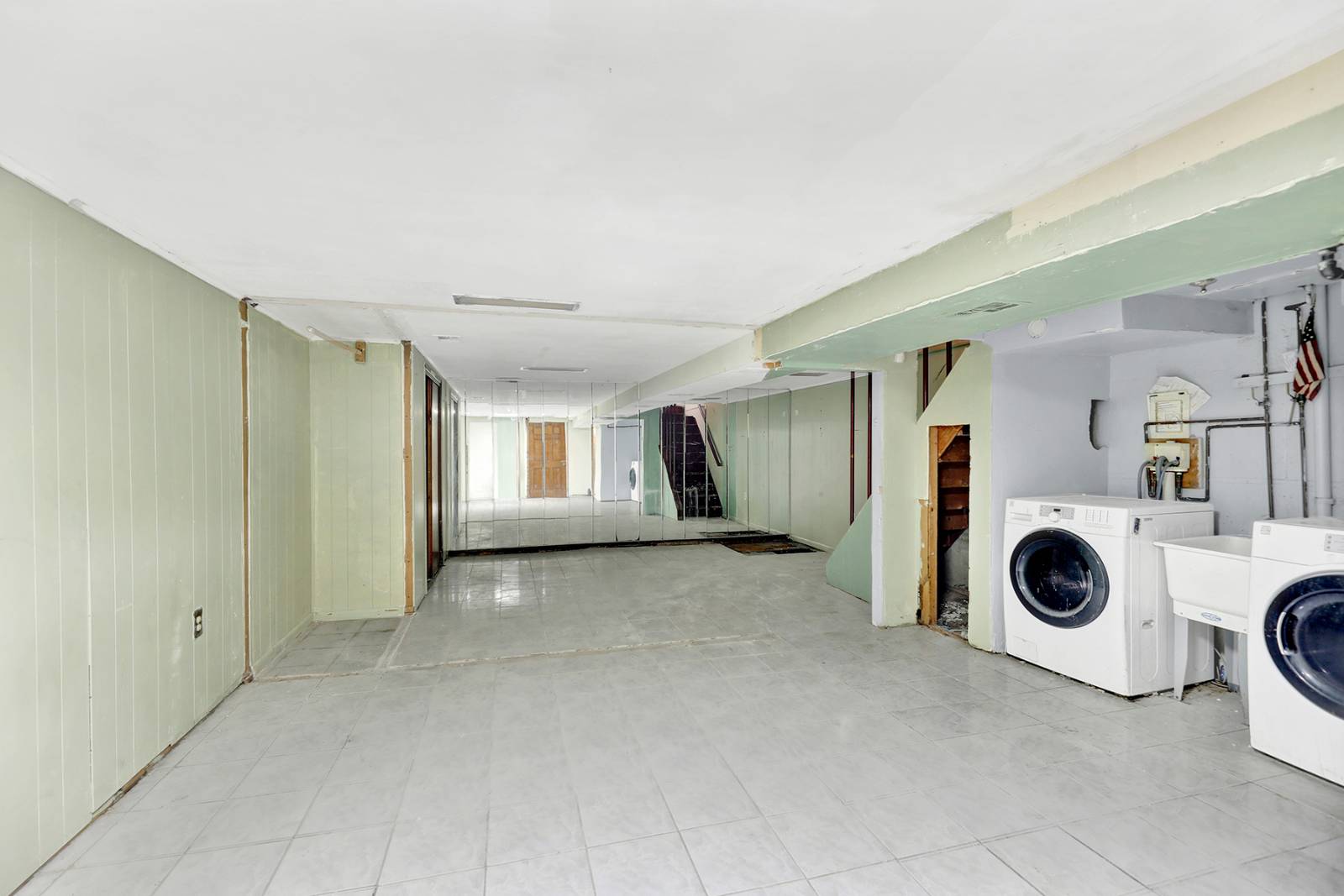 #23 photo, 615 E 57th St, ブルックリン区 East Flatbush , NY 11234