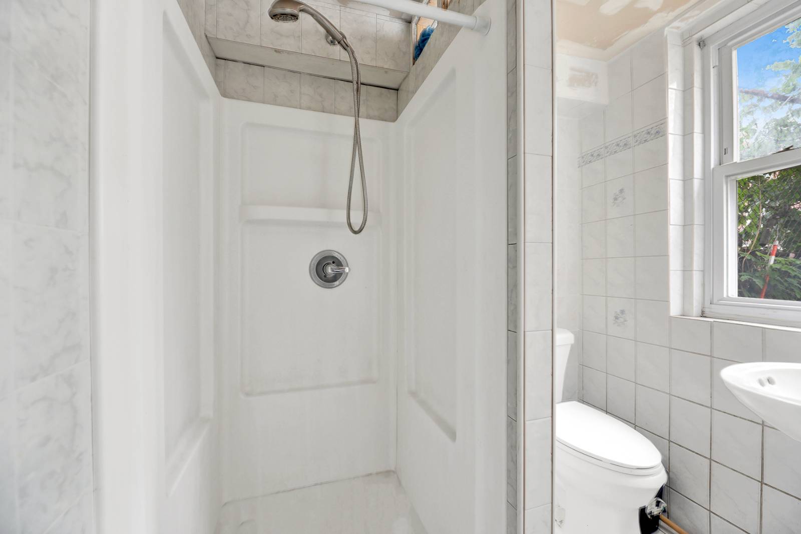 #25 photo, 615 E 57th St, ブルックリン区 East Flatbush , NY 11234