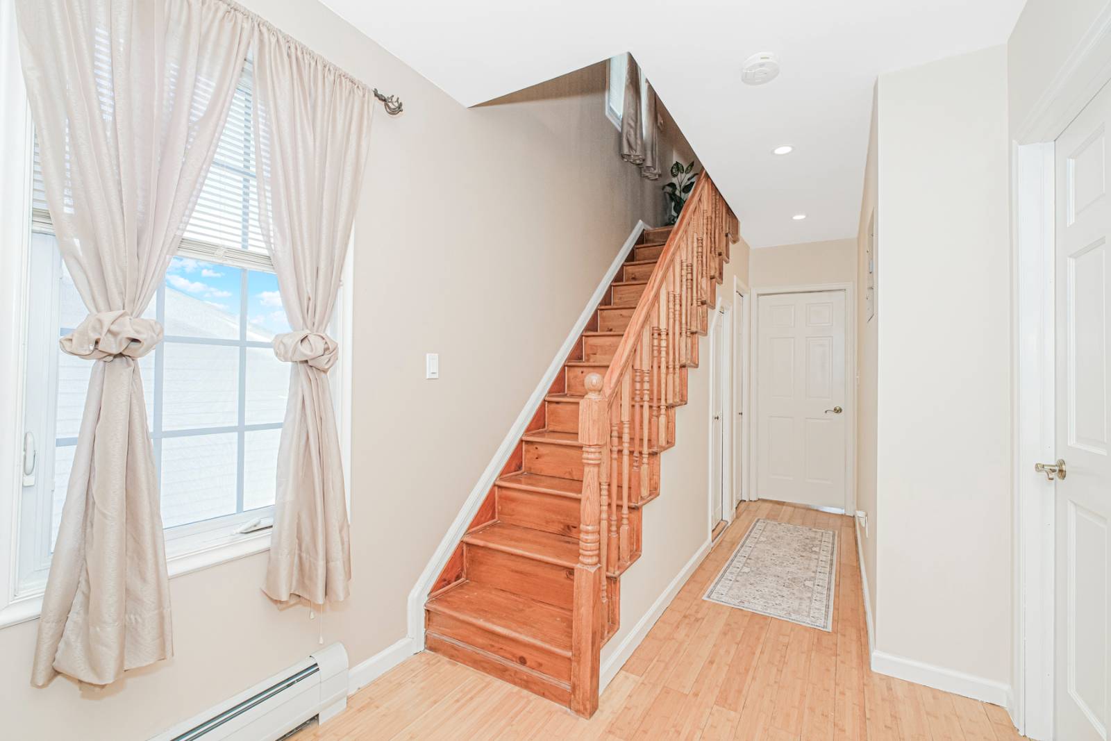 #17 photo, 44 Quintard St., スタテンアイランド Staten Island , NY 10305