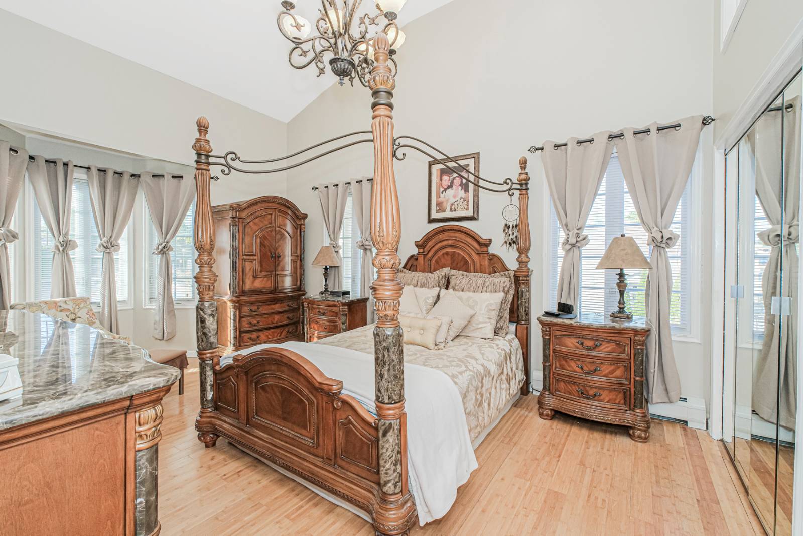 #22 photo, 44 Quintard St., スタテンアイランド Staten Island , NY 10305