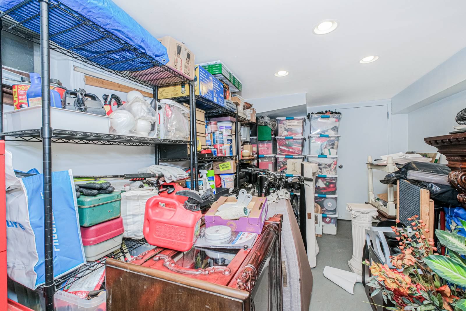 #38 photo, 44 Quintard St., スタテンアイランド Staten Island , NY 10305