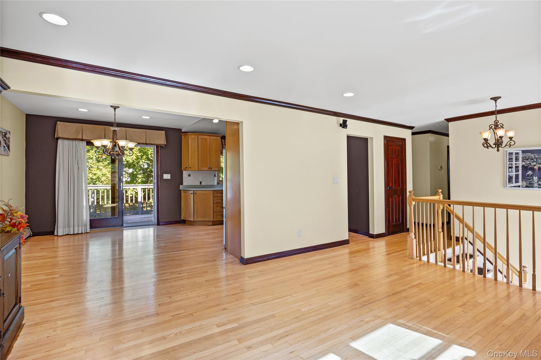 #6 photo, 9 Grossman Street, サフォーク郡 Melville , NY 11747