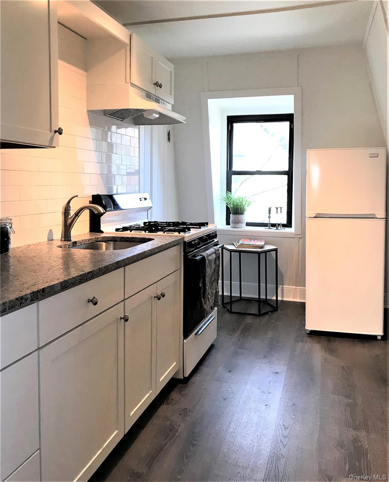 #2 photo, 46 Voorhis Avenue, Nyack , NY 10960