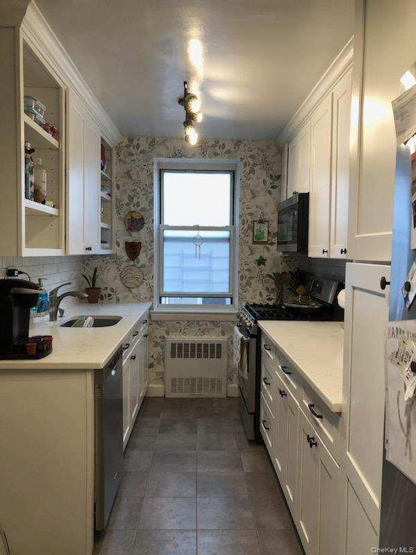 #8 photo, 3176 Decatur Avenue, ブロンクス区 Bronx , NY 10467